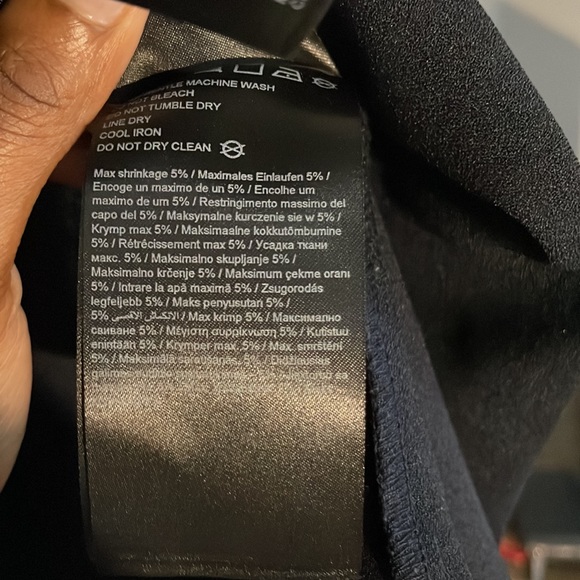 Cute and trendy cardigan - Picture 2 of 2